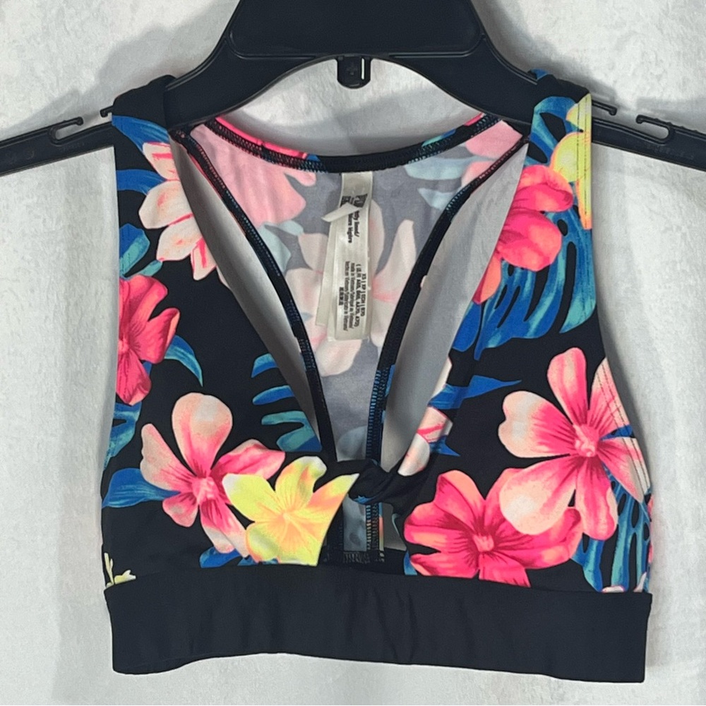 PINK VICTORIA’S SECRET ULTIMATE Floral Sport Bra W/ Padding‎ Size XS